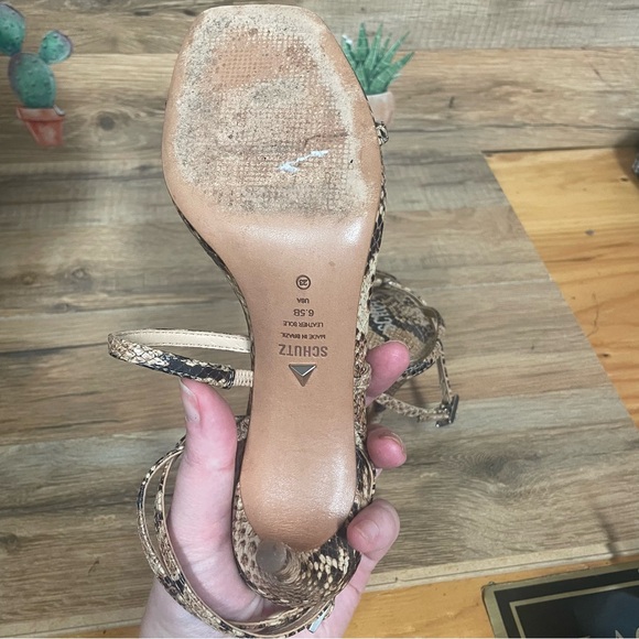 SCHUTZ Ameena Leather T-Strap Heeled Sandals Snakeskin Print Women’s Sz 6.5 - Picture 8 of 9